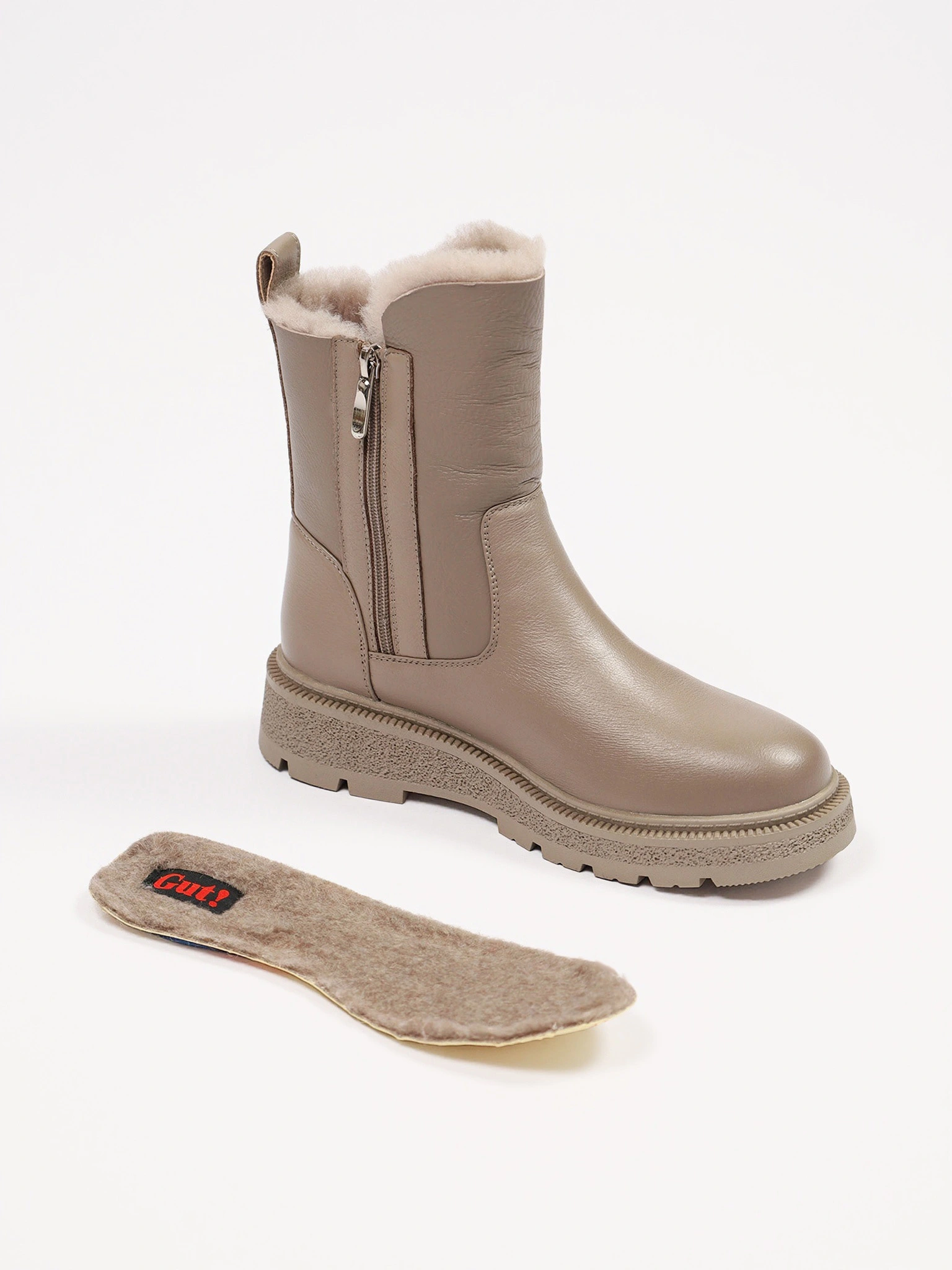 Ботинки серого цвета с двумя боковыми молниями